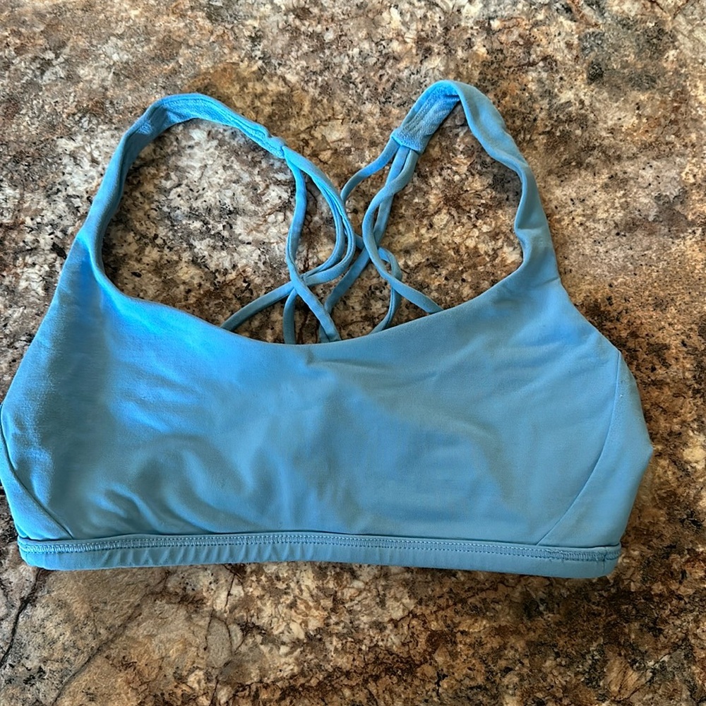 Lululemon free to be zen Bra